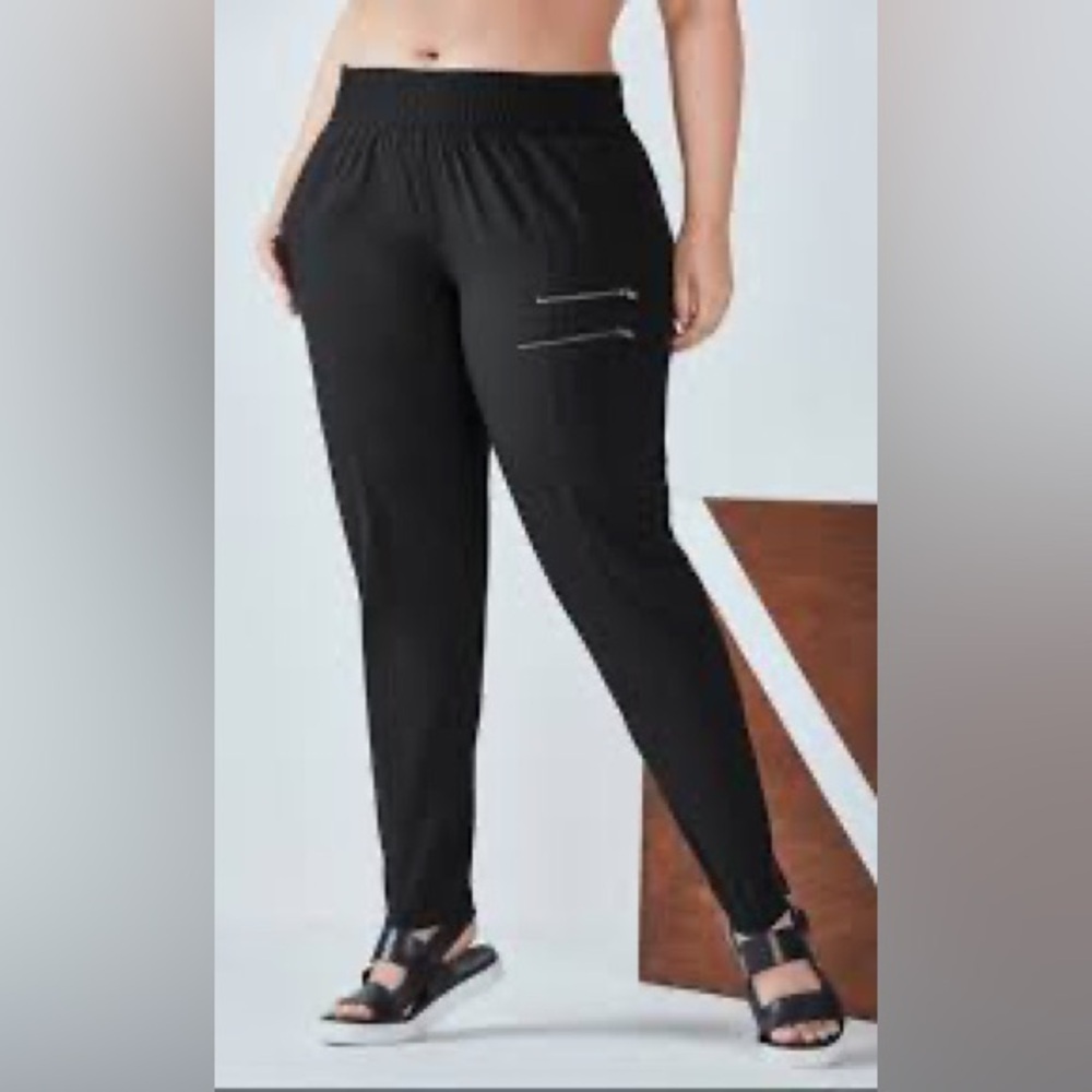 Fabletics Black Yumiko Women's Lightweight High Rise Stretch Jogger Size 2X